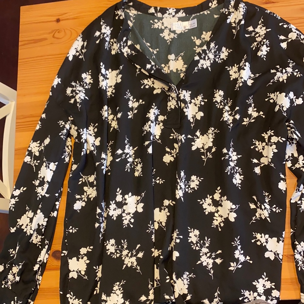 Black blouse with white flowers
